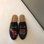 Gucci Princetown slipper with appliqués 463475