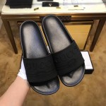 Gucci logo rubber slide sandal 522887