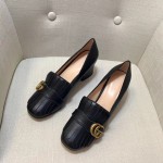 Gucci  mid heel pump in black leather 408208