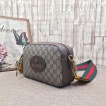 Gucci GG Supreme messenger bag 476466