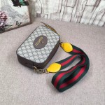 Gucci GG Supreme messenger bag 476466