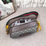 Gucci GG Supreme messenger bag 476466