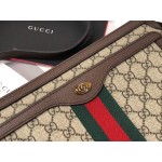 Gucci GG Supreme medium shoulder bag 523354