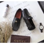 Gucci Leather driver with bee black 473769