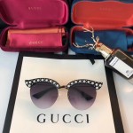 Gucci Cat eye acetate sunglasses with pearls 491440-1011