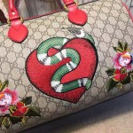 Gucci Limited Edition GG Supreme top handle bag