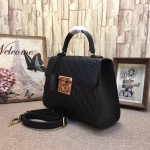 Gucci Padlock Signature top handle bag black  453188