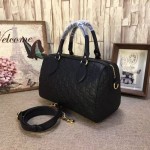 Gucci Signature top handle bag black 453573