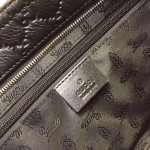 Gucci messenger bag 201466-1000