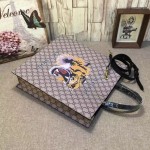 Gucci Tiger print soft GG Supreme tote 450950