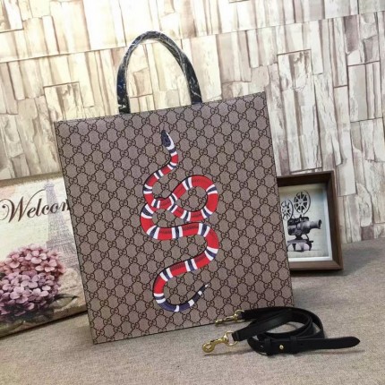 Gucci Snake print soft GG Supreme tote 450950