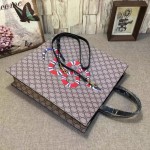 Gucci Snake print soft GG Supreme tote 450950