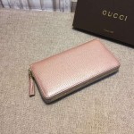 Gucci Soho leather zip around wallet in Champagne 308004