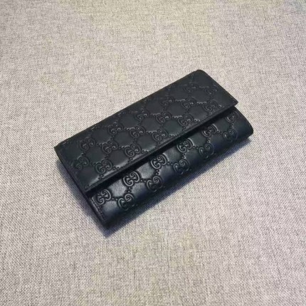 Gucci Signature continental wallet in Black 410100