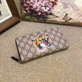 Gucci Tiger print GG Supreme zip around wallet 451273